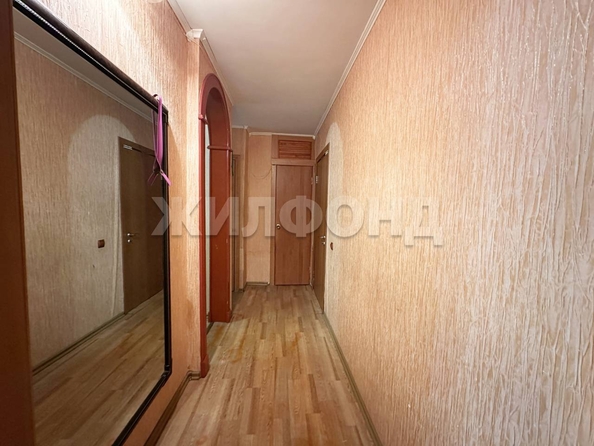 
   Продам 4-комнатную, 61 м², Петухова ул, 110

. Фото 15.