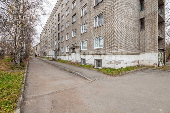 
   Продам 3-комнатную, 55 м², Первомайская ул, 204а

. Фото 1.