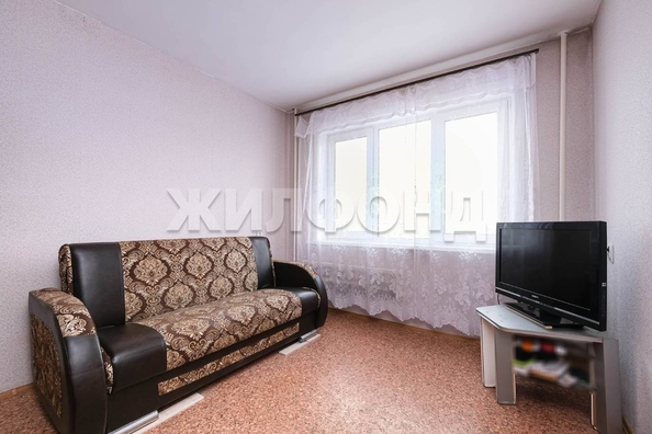 
   Продам 3-комнатную, 59.9 м², Новосибирская ул, 7

. Фото 15.