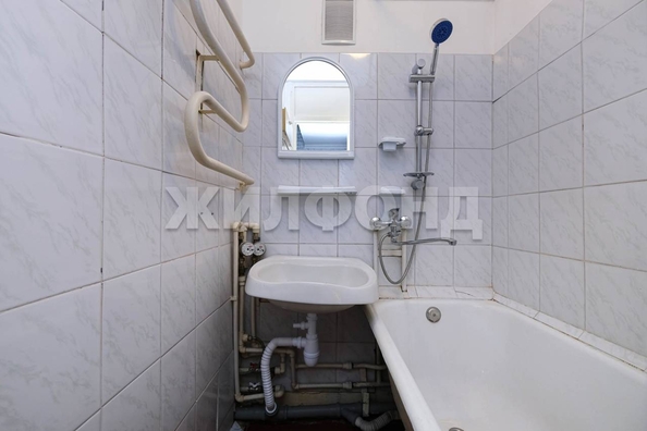 
   Продам 2-комнатную, 45.2 м², Ватутина ул, 11

. Фото 16.