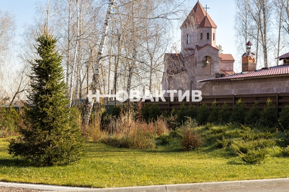 
   Продам таунхаус, 250 м², Новосибирск

. Фото 4.