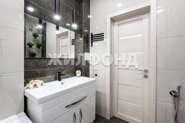
   Продам 2-комнатную, 61.06 м², Обская ул, 46

. Фото 13.