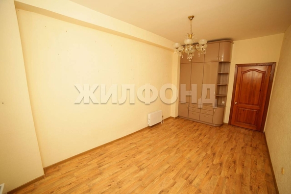 
   Продам 1-комнатную, 42.9 м², Садовая ул, 17

. Фото 7.