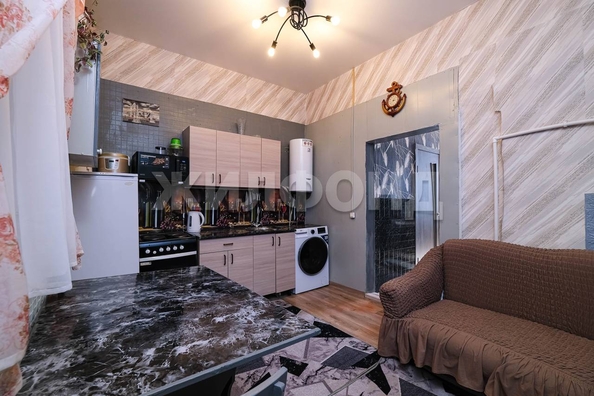 
   Продам 2-комнатную, 38.7 м², Декабристов ул, 156

. Фото 2.