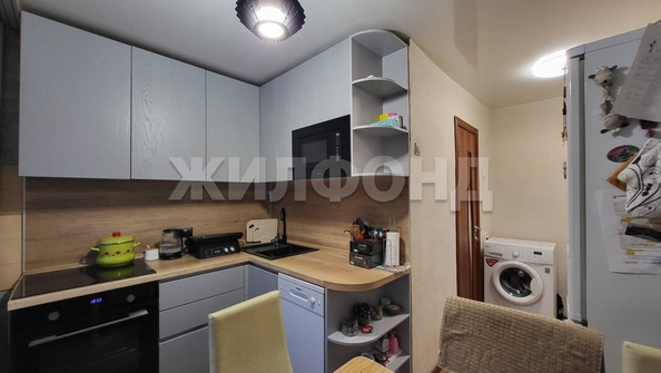 
   Продам 2-комнатную, 46.2 м², Петухова ул, 55

. Фото 3.