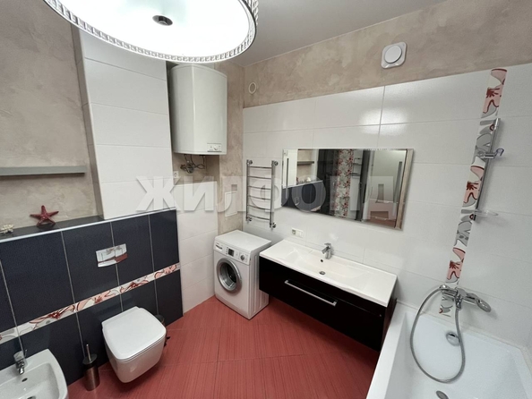 
   Продам 3-комнатную, 99.2 м², Красный пр-кт, 153Б

. Фото 17.
