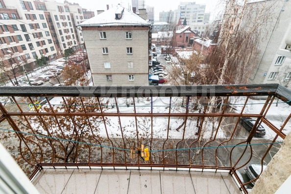 
   Продам 4-комнатную, 111.8 м², Урицкого ул, 13

. Фото 22.