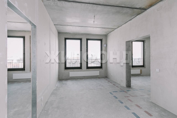 
   Продам 4-комнатную, 156 м², 3-й микрорайон, 1

. Фото 3.