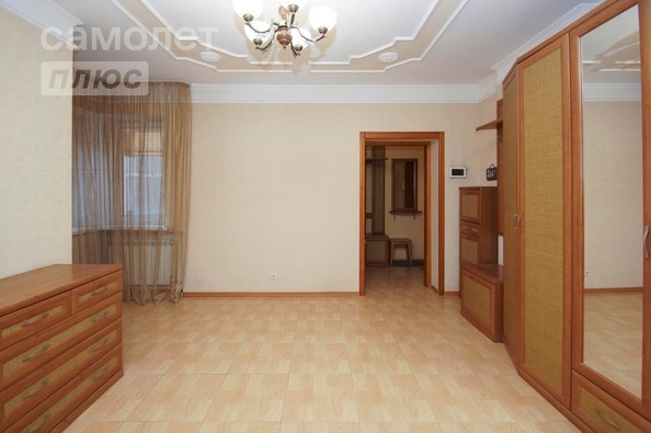 
   Продам 5-комнатную, 210 м², Омская ул, 115/1

. Фото 6.