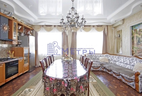 
   Продам дом, 230 м², Омск

. Фото 1.