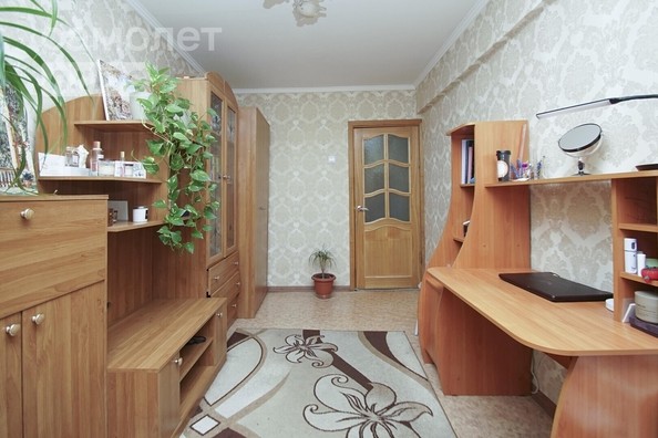 
   Продам 3-комнатную, 62.4 м², Сергея Тюленина ул, 13

. Фото 16.