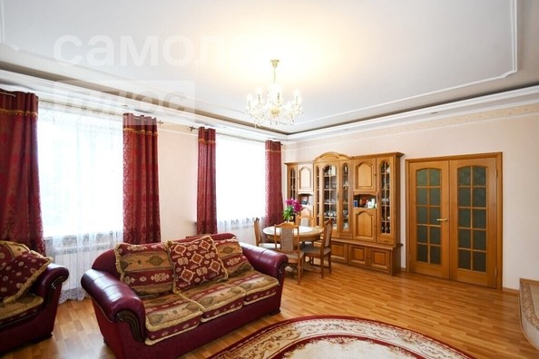 
   Продам дом, 197.2 м², Омск

. Фото 2.
