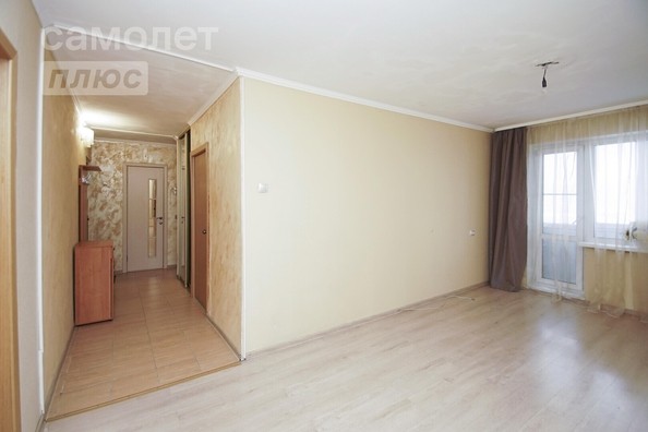 
   Продам 3-комнатную, 62 м², Лермонтова ул, 128

. Фото 3.
