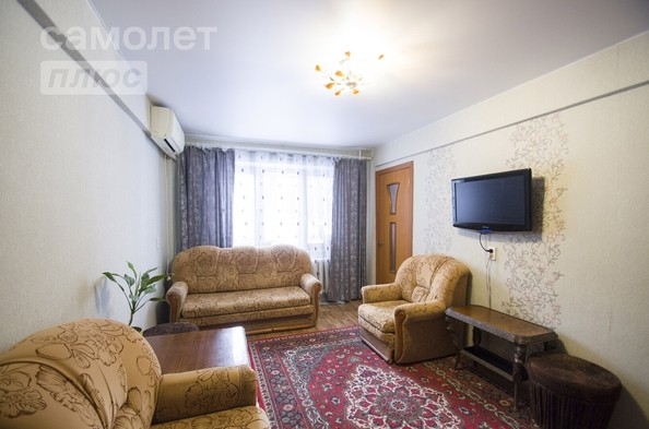 
   Продам 4-комнатную, 58 м², Сергея Тюленина ул, 11

. Фото 2.