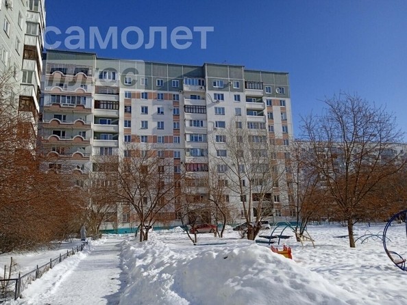 
   Продам 4-комнатную, 100.8 м², Дмитриева ул, 3/2

. Фото 11.