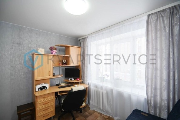 
   Продам 2-комнатную, 31 м², Карбышева ул, 38

. Фото 1.