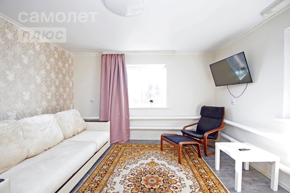 
   Продам дом, 118.7 м², Омск

. Фото 3.