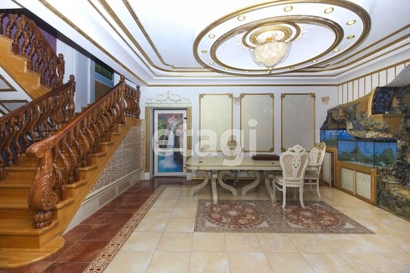 
   Продам дом, 800 м², Омск

. Фото 6.