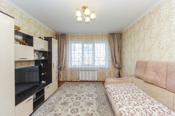 
   Продам 3-комнатную, 63 м², Дмитриева ул, 11

. Фото 9.