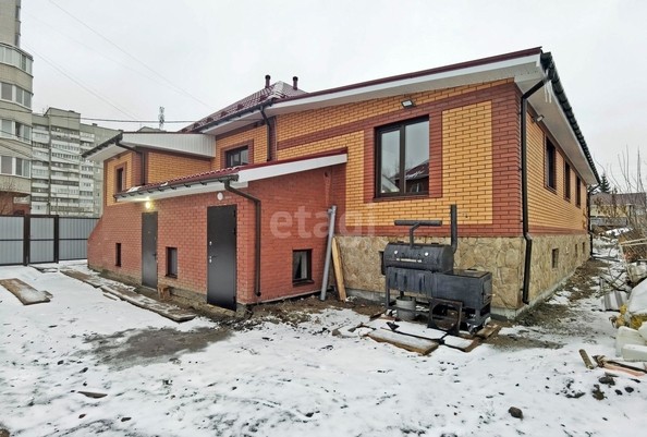 
   Продам дом, 480 м², Омск

. Фото 8.