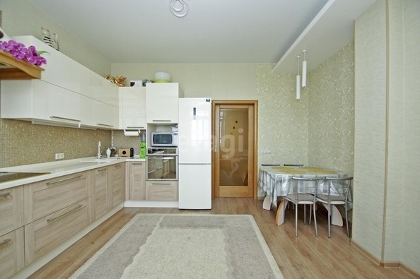 
   Продам 3-комнатную, 67.4 м², Маршала Жукова ул, 107

. Фото 16.