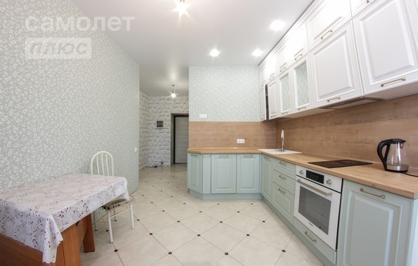 
   Продам 1-комнатную, 41 м², Комарова пр-кт, 11/4

. Фото 1.