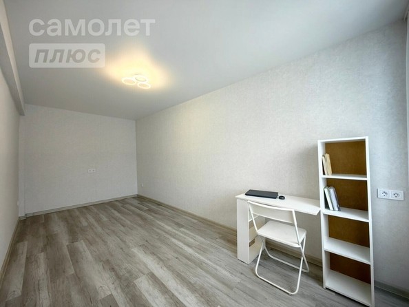 
   Продам 2-комнатную, 44.6 м², Петра Осминина ул, 2

. Фото 4.