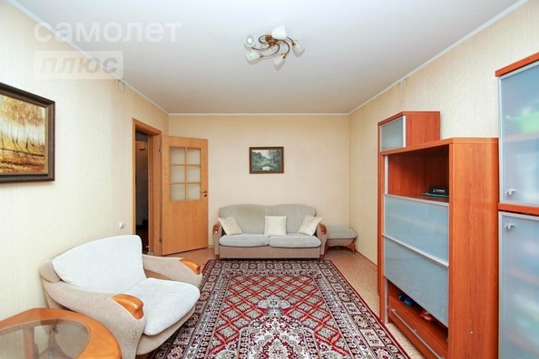 
   Продам 3-комнатную, 65.2 м², Омская ул, 77к3

. Фото 3.