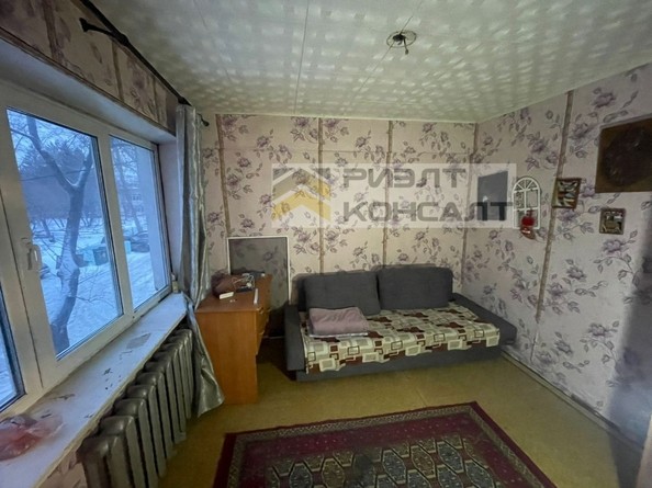 
   Продам 3-комнатную, 49.1 м², Бархатовой ул, 10

. Фото 6.