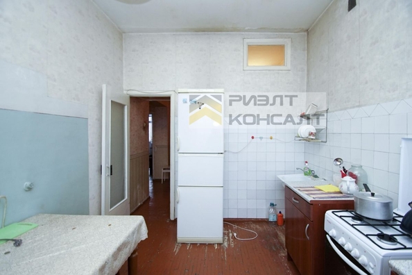
   Продам 2-комнатную, 65.5 м², Орджоникидзе ул, 13

. Фото 1.