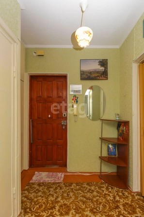 
   Продам 1-комнатную, 38.4 м², Комарова пр-кт, 1

. Фото 2.