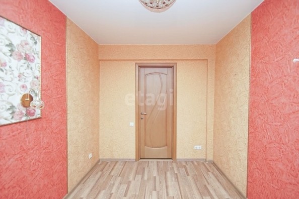 
   Продам 4-комнатную, 60.2 м², Лукашевича ул, 11В

. Фото 2.