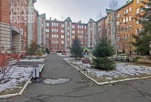 
   Продам 3-комнатную, 98.3 м², Орловского ул, 3

. Фото 12.