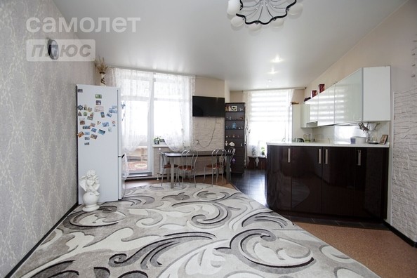 
   Продам 3-комнатную, 90 м², Кемеровская ул, 26

. Фото 1.