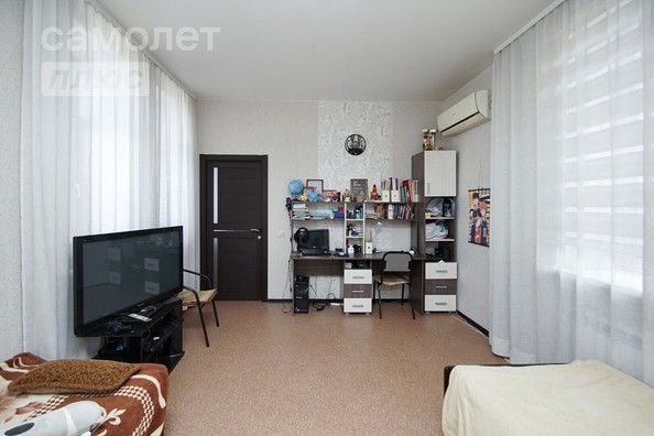 
   Продам 3-комнатную, 90 м², Кемеровская ул, 26

. Фото 13.