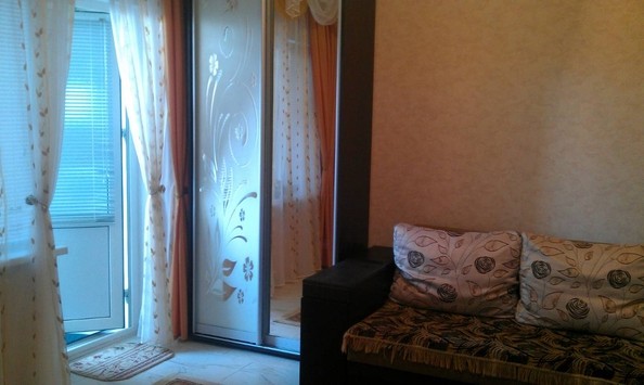
  Сдам посуточно в аренду 2-комнатную квартиру, 52 м², Омск

. Фото 4.