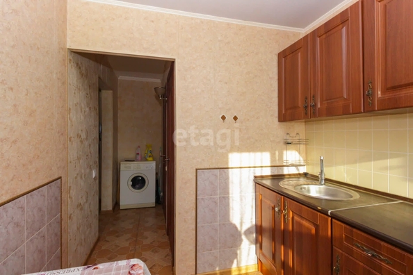
   Продам 2-комнатную, 45 м², Лукашевича ул, 7

. Фото 1.