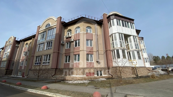 
   Сдам офис, 60 м², Тютчева ул, 11

. Фото 1.