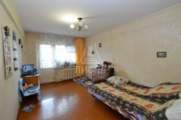 
   Продам 2-комнатную, 46.2 м², Глинки ул, 1 А

. Фото 3.