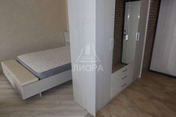 
   Продам 1-комнатную, 39.6 м², Красный Путь ул, 105к3

. Фото 12.