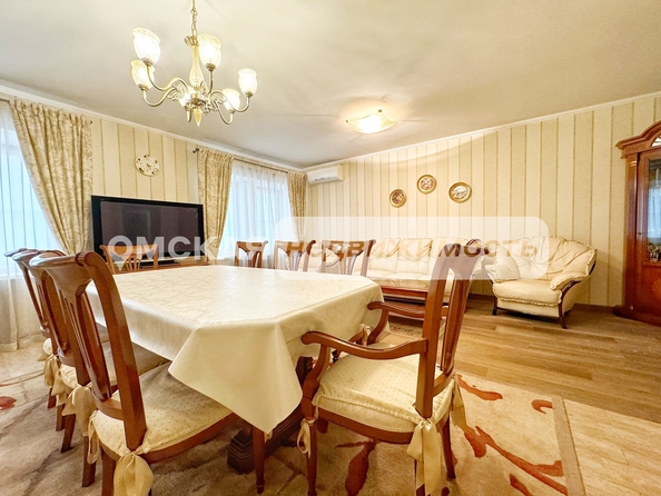 
   Продам 4-комнатную, 145 м², Крупской ул, 25/1

. Фото 7.