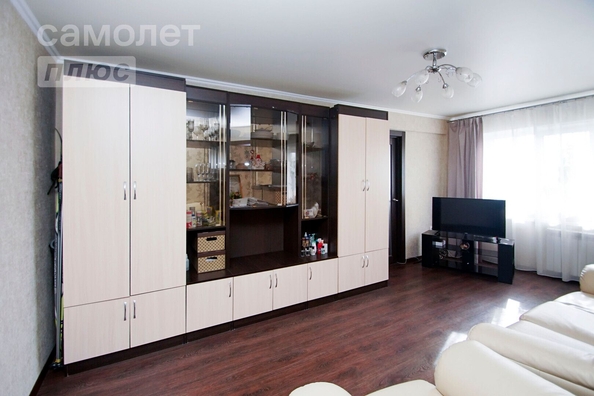 
   Продам 2-комнатную, 45 м², Северная 27-я ул, 82

. Фото 1.