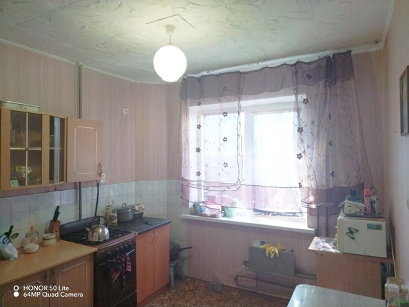 
   Продам 3-комнатную, 63 м², Березовая ул, 14

. Фото 3.