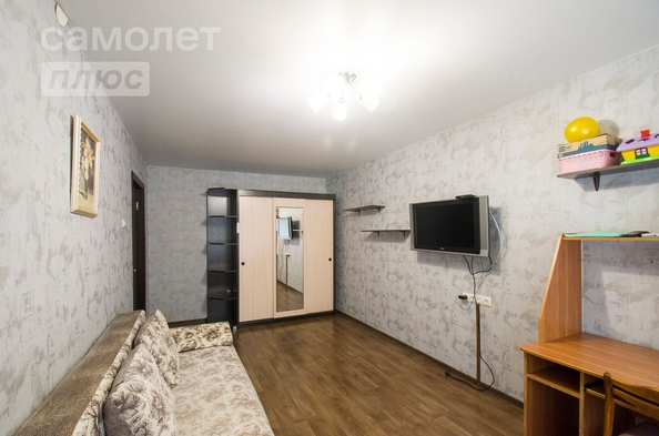 
   Продам 1-комнатную, 30 м², Линия 9-я ул, 46

. Фото 8.