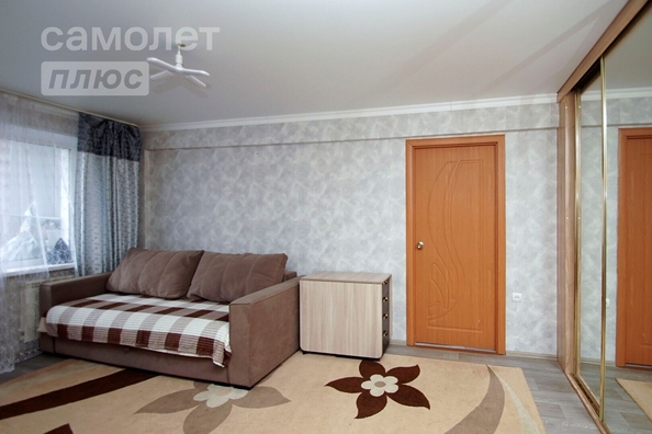 
   Продам 3-комнатную, 58.4 м², Заозерная 10-я ул, 4

. Фото 6.