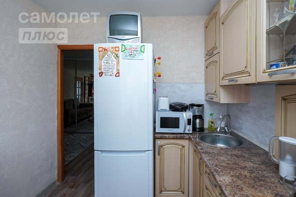 
   Продам 2-комнатную, 42 м², Молодогвардейская ул, 11

. Фото 4.