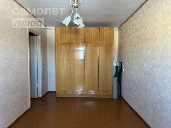 
   Продам 2-комнатную, 47.2 м², Авиационная ул, 143

. Фото 1.