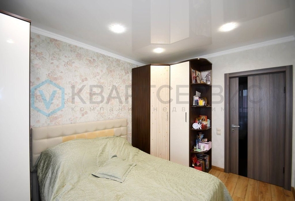 
   Продам 3-комнатную, 114 м², Серова ул, 18А

. Фото 2.