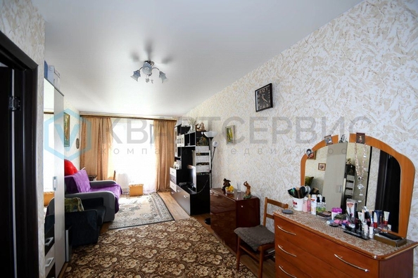 
   Продам 1-комнатную, 41.7 м², Верхнеднепровская ул, 267к4

. Фото 1.