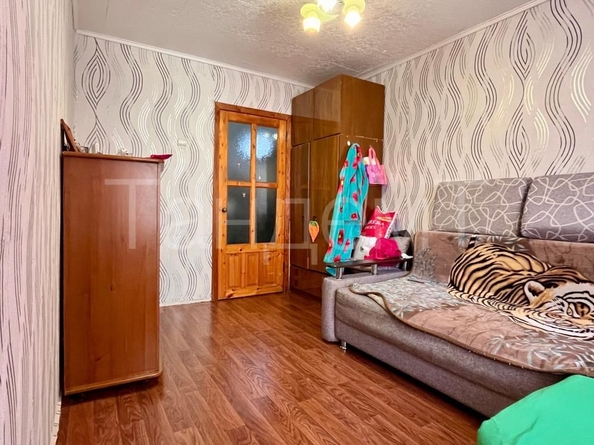 
   Продам 2-комнатную, 36.9 м², Красный Путь ул, 30

. Фото 2.